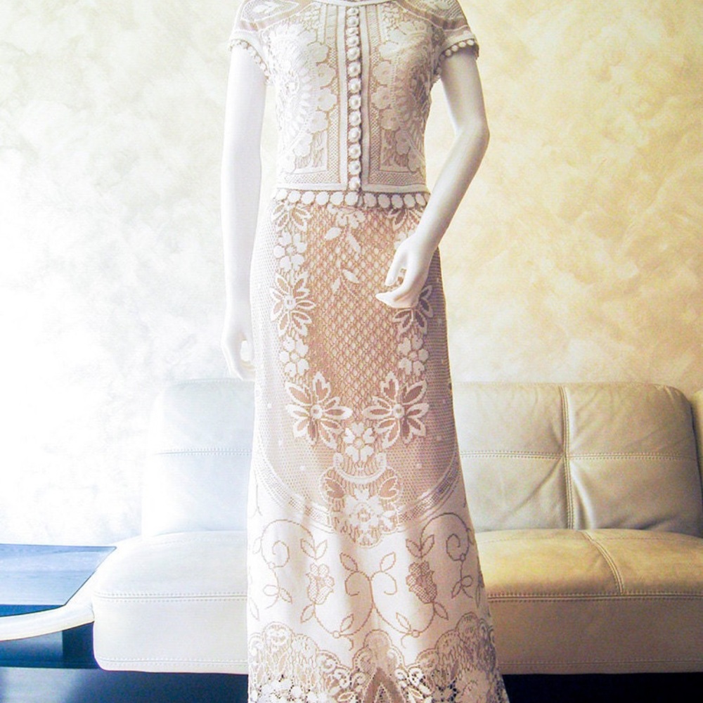 Elegant White Lace Maxi Dress